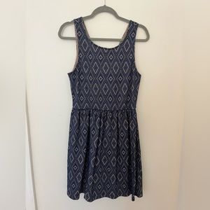 Everly cocktail dress/ Blue with cream undertone.